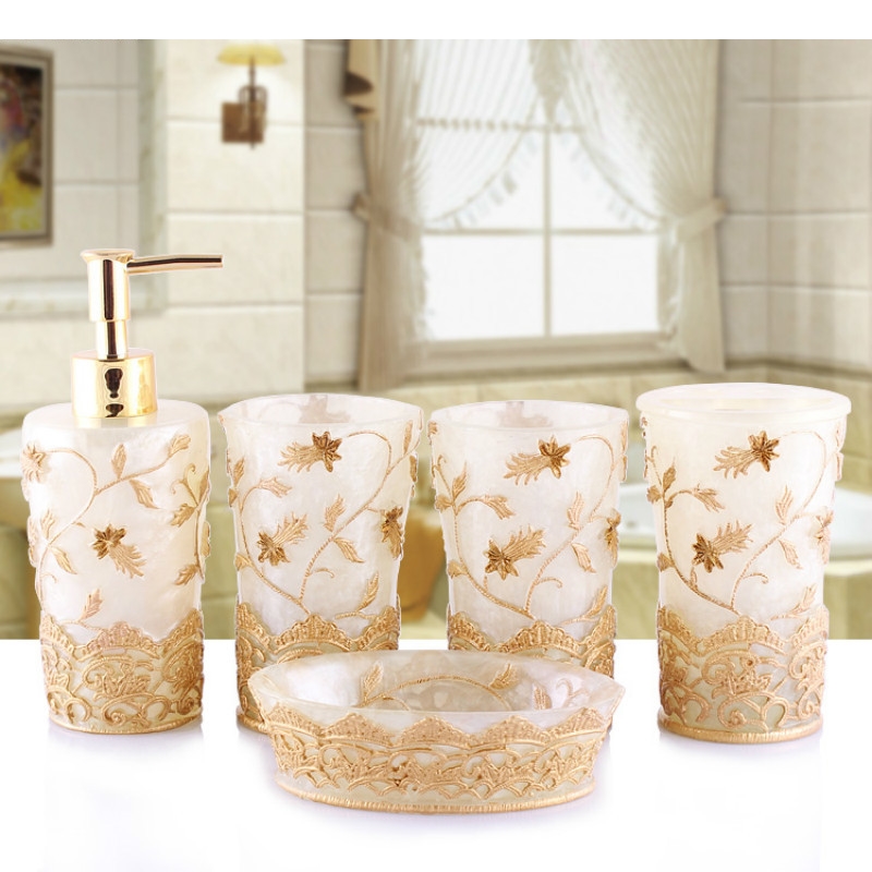 European Style Emboss Resin Ba - Wedding Bathroom Supply Kit 评论和价格
