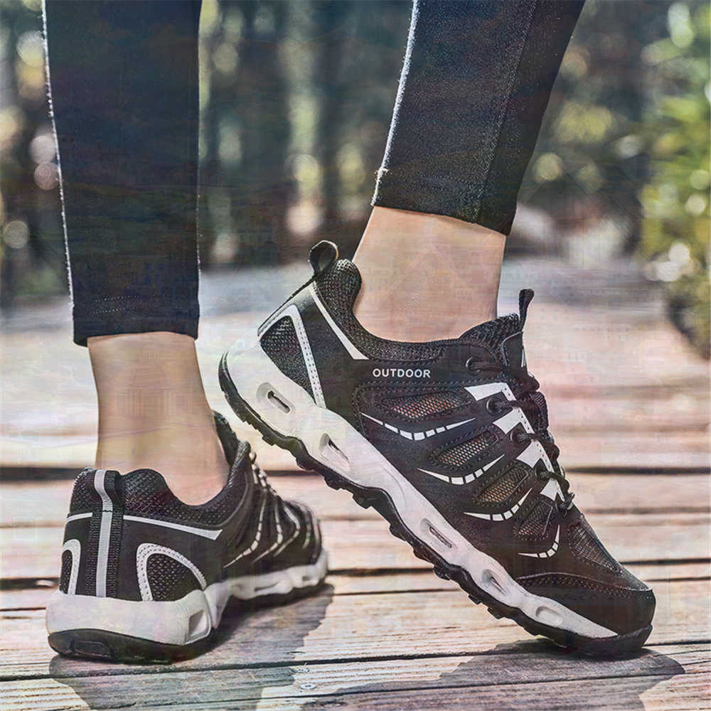 Sumer Round Tip Silver Sneaker - Wedding Ceremony Supply 评论和价格