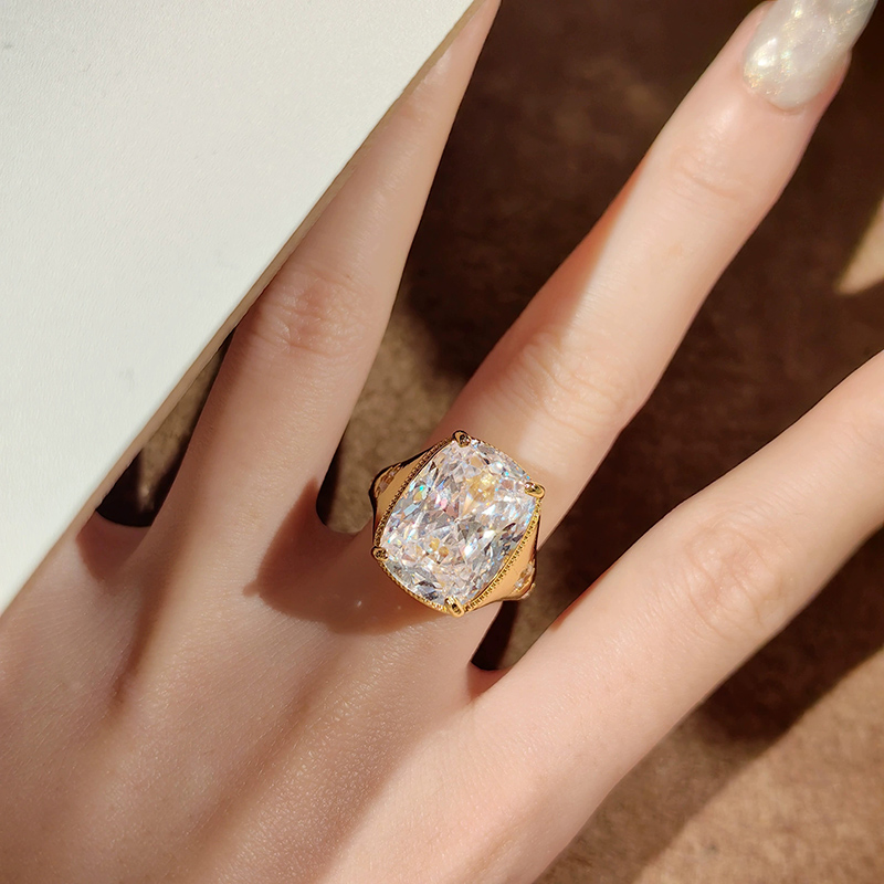 Premium Star Ring 10 Carat Zir - Wedding Superstar 评论和价格